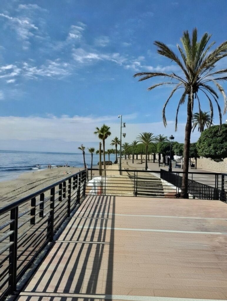 Domy niedaleko deptaku Marbella